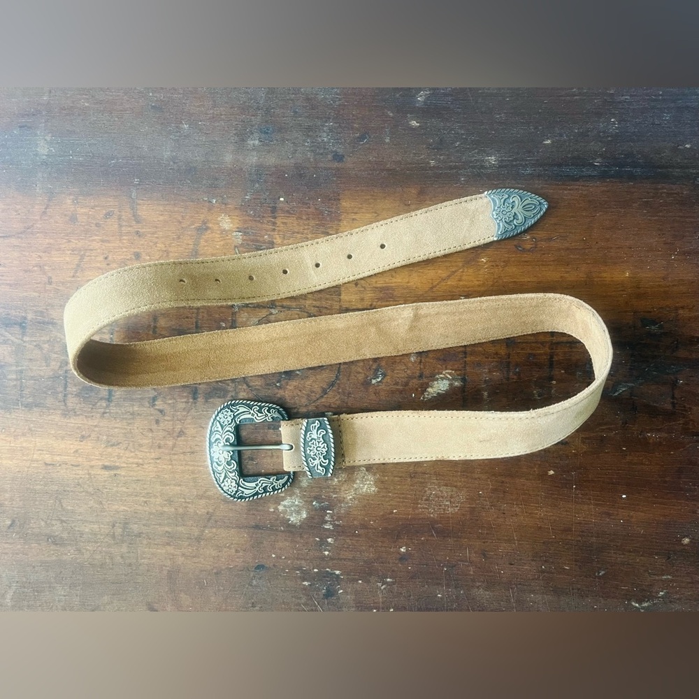 Free People Western Suede Belt Tan Engraved Buckle Size S/M - Picture 4 of 5